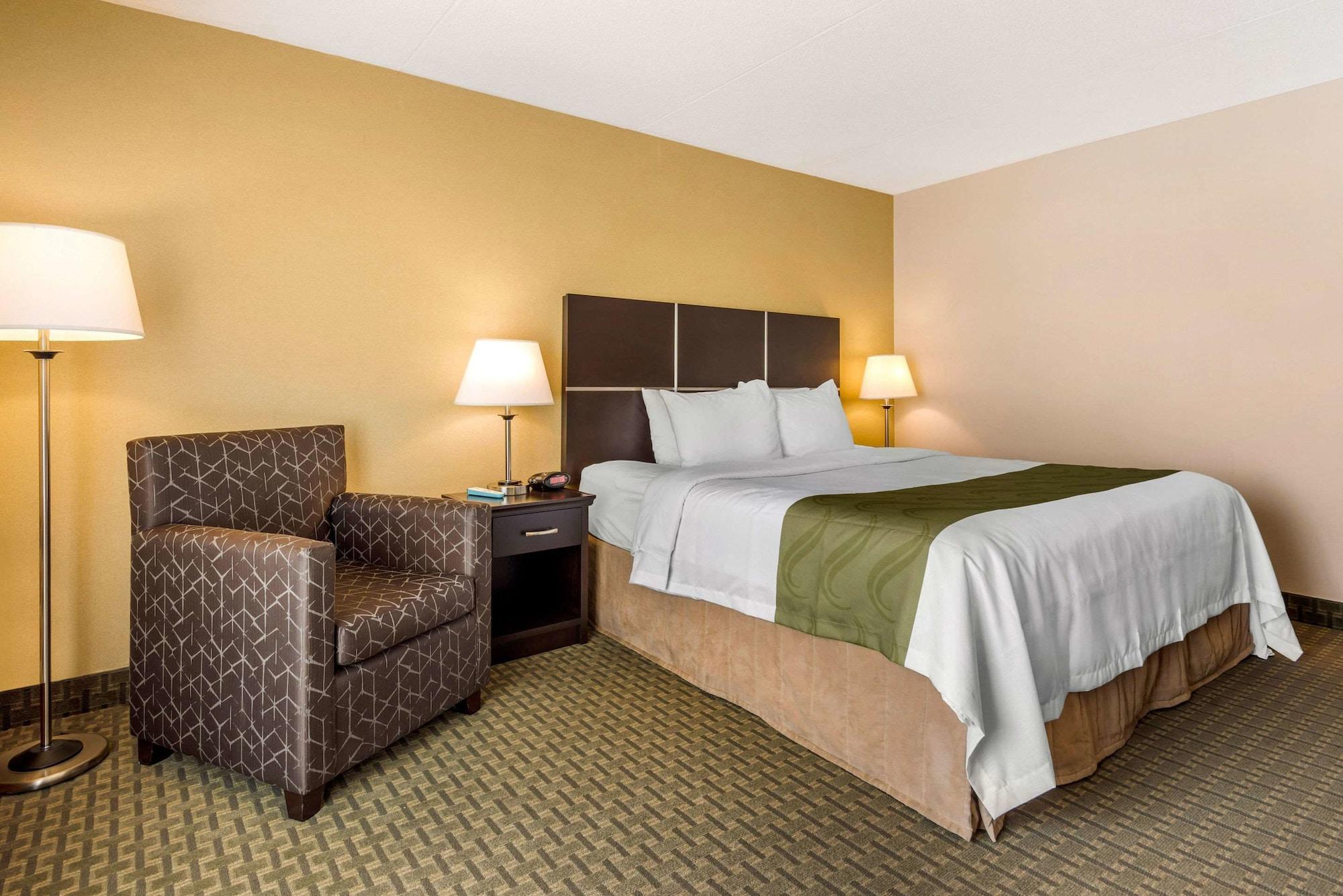 Quality Inn & Suites Brampton Exterior foto
